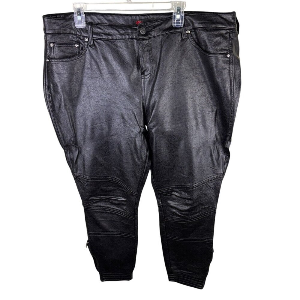 Rebel Wilson for Torrid Women's Faux Leather‎ Moto Zip Ankle Black Size 1…